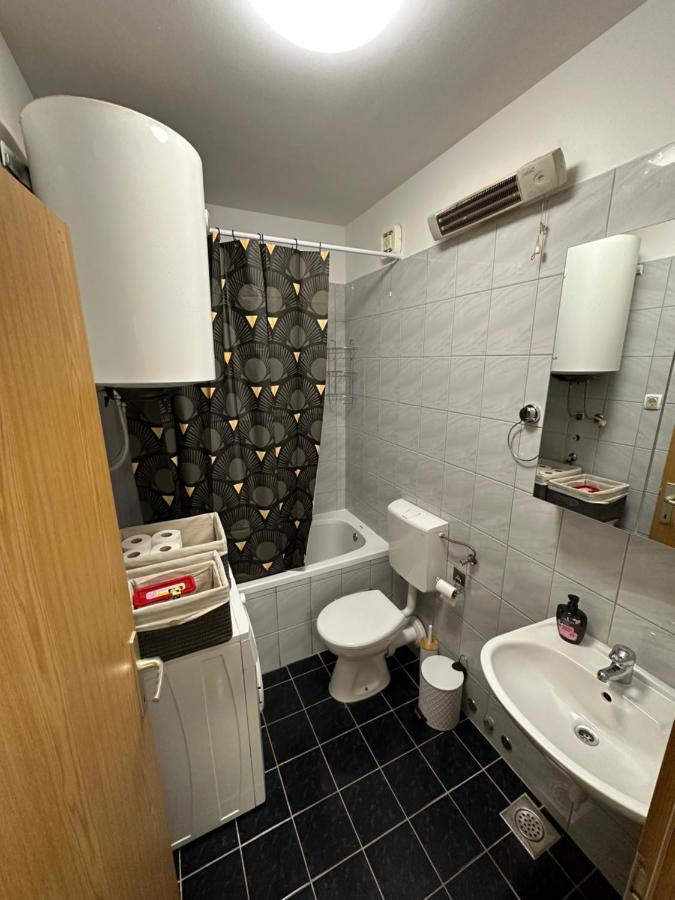 Apartman Aurora Apartment Kastel Novi Luaran gambar
