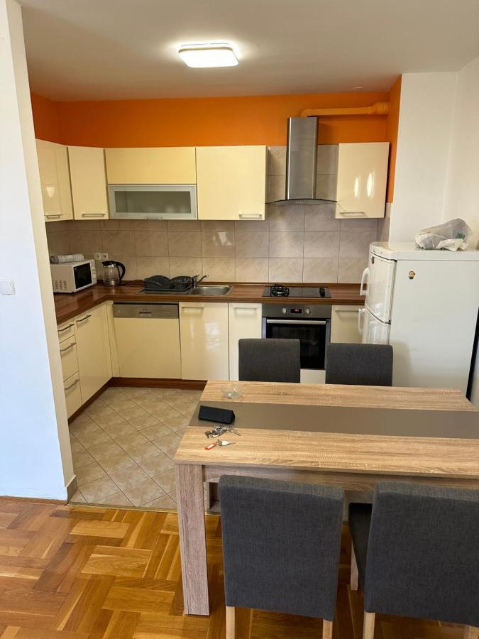 Apartman Aurora Apartment Kastel Novi Luaran gambar